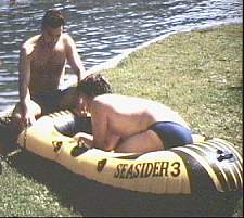 Inflatable dinghy